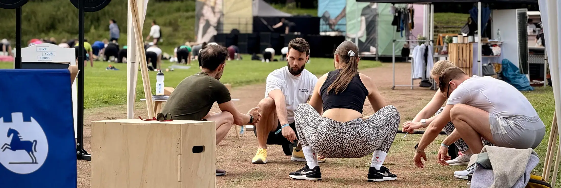 Personal Training im Freien an einem Sommertag